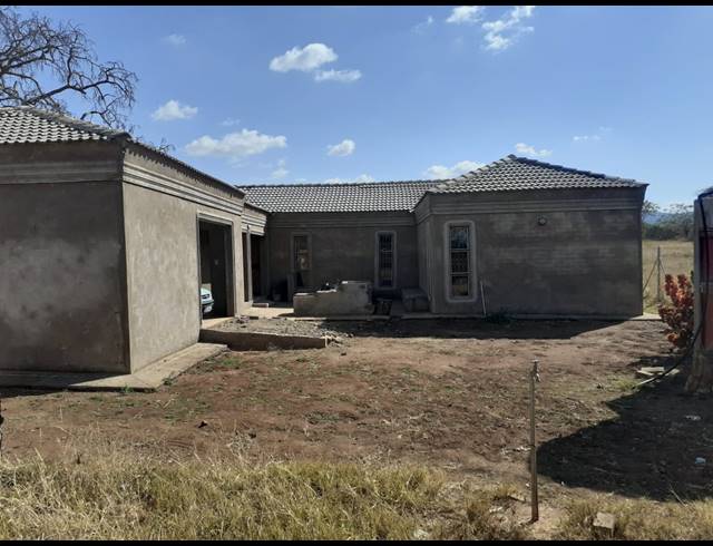 3 BEDROOM HOUSE FOR SALE IN CHAVANI